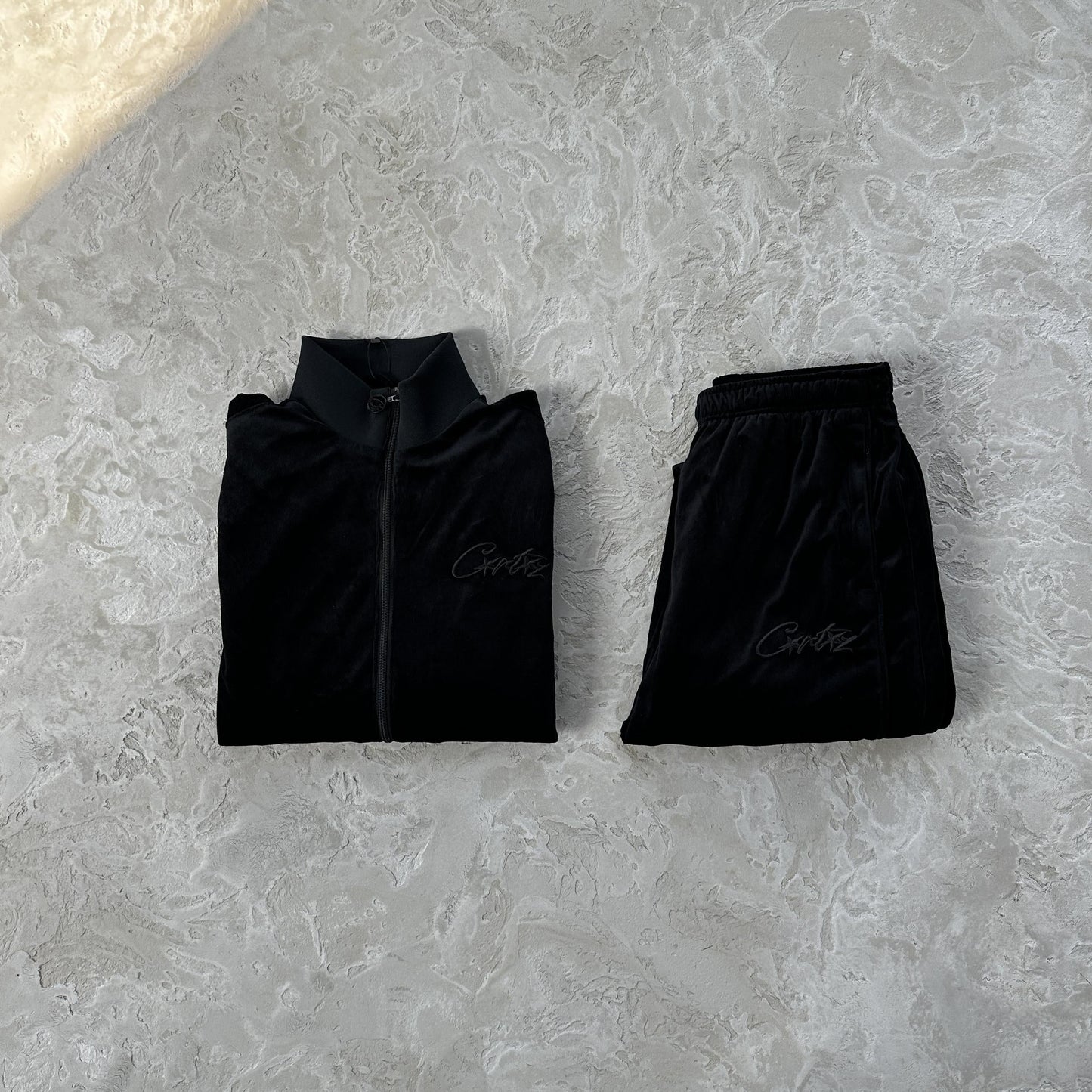 Corteiz Velvet Suit